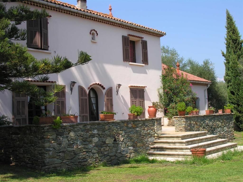 Domaine Le Clos Des Oliviers Sorbo-Ocagnano Buitenkant foto